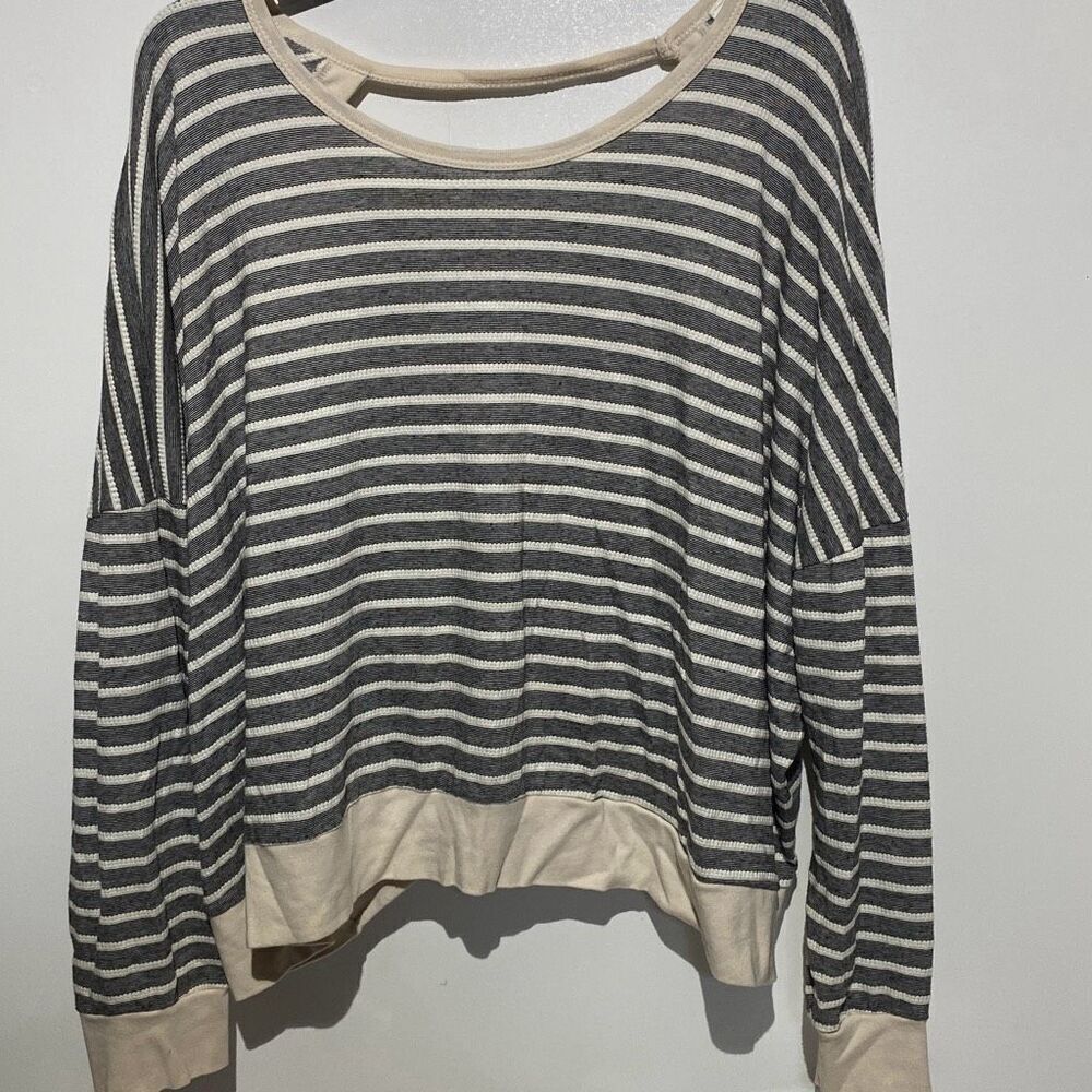 By Together Women's Gray Cream Stripe Open Back Long Sleeve Blouse Size Large